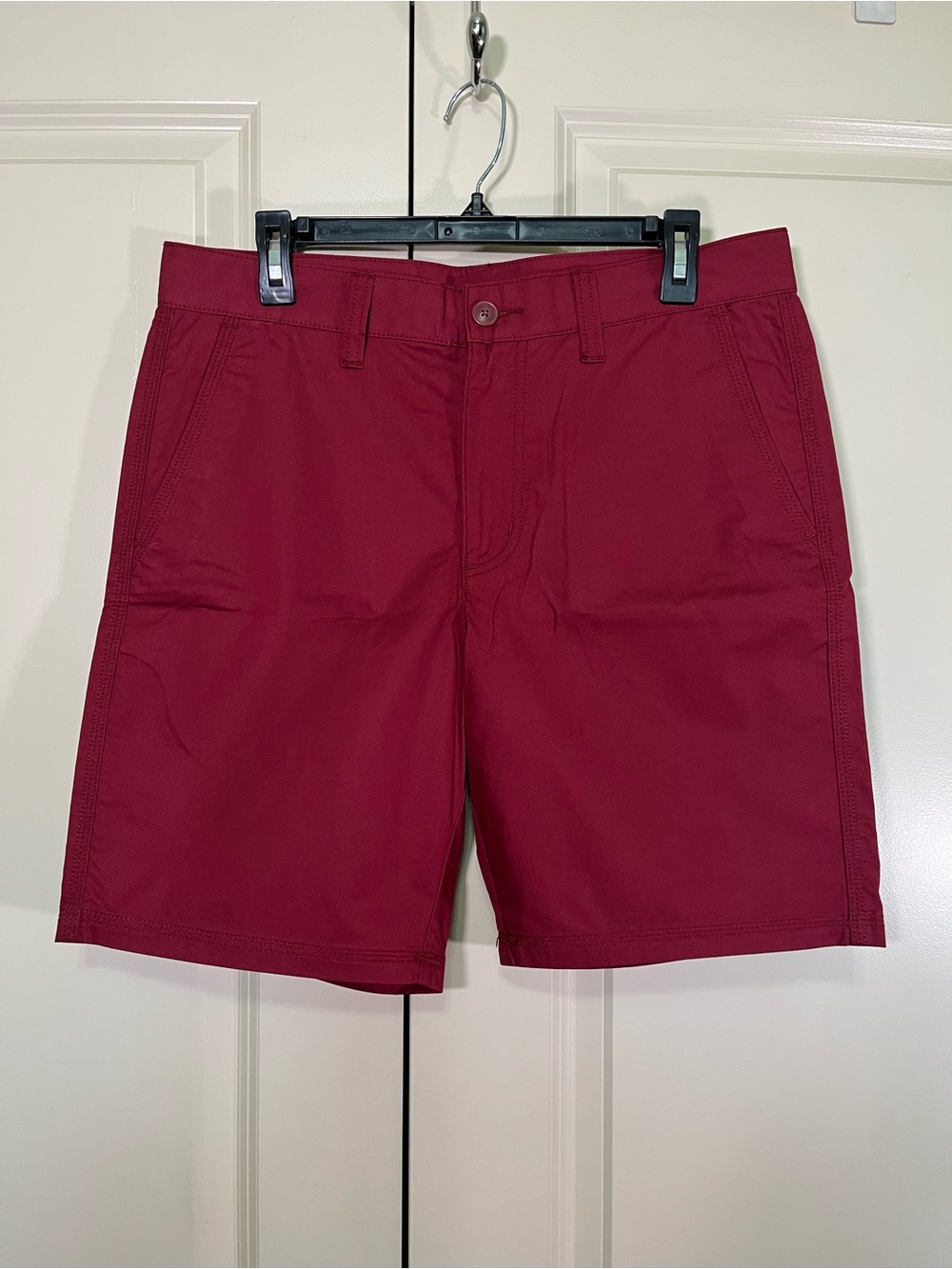 John Varvatos Men's Flat Front Shorts - Burgundy